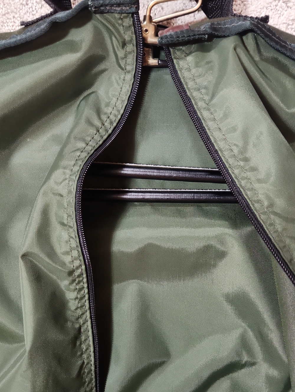 Orvis Dark Green Canvas Garment Bag with Brown Leather Accents - Picture 7 of 16